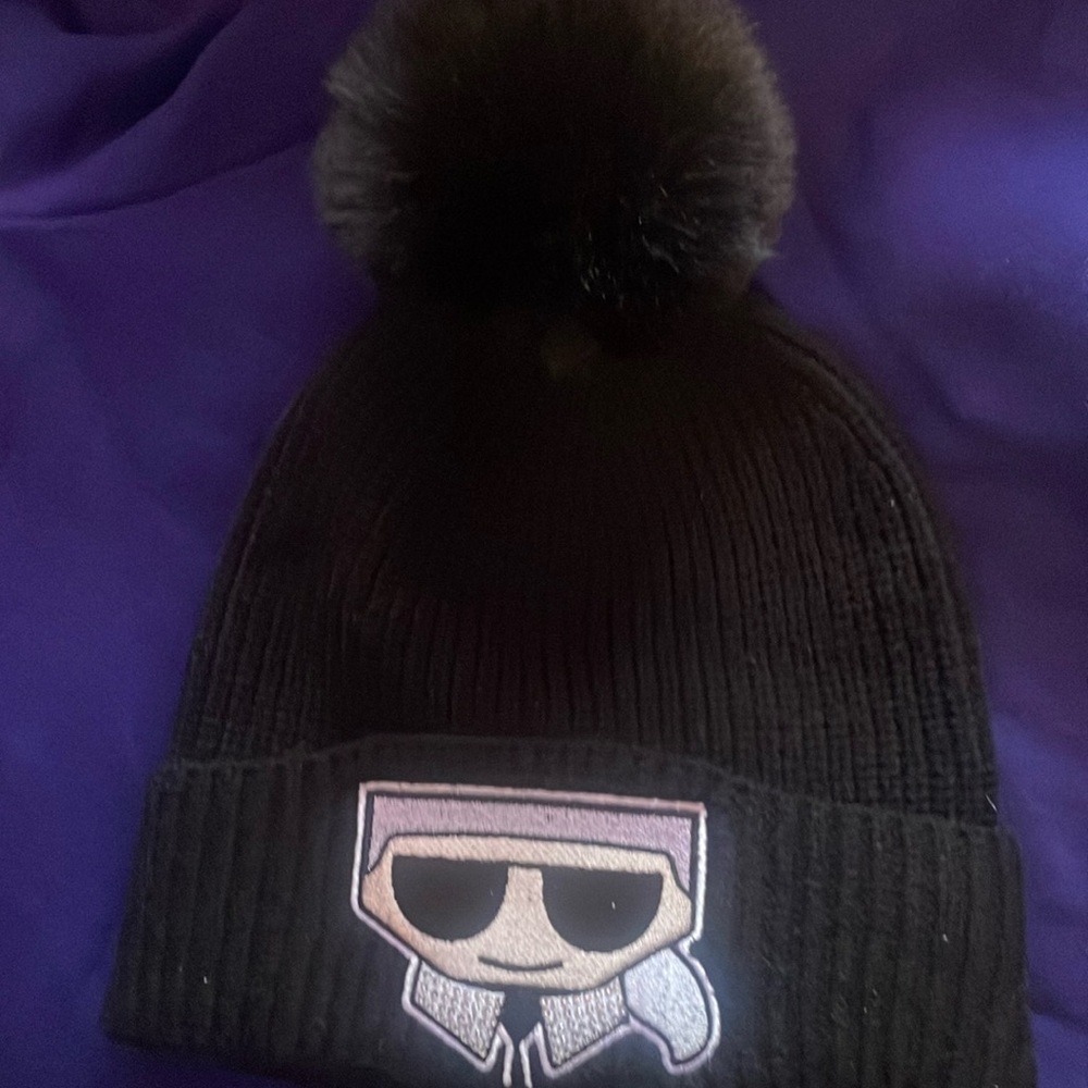 Brand new with tag Karl Lagerfeld beanie